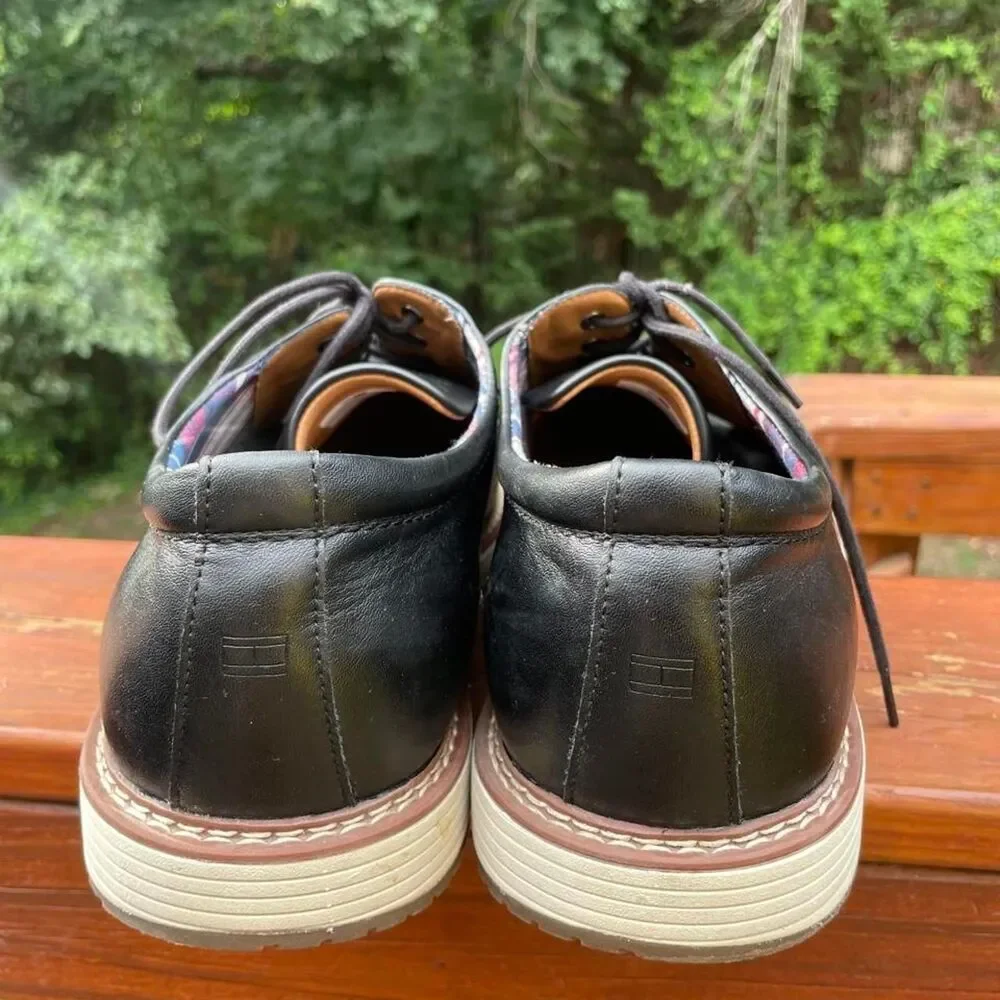 Tommy Hilfiger Men's 13 Black and Brown Oxfords Dress shoes
